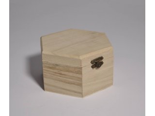 Drvena kutija šesterokutna pr.12 h7,5cm
